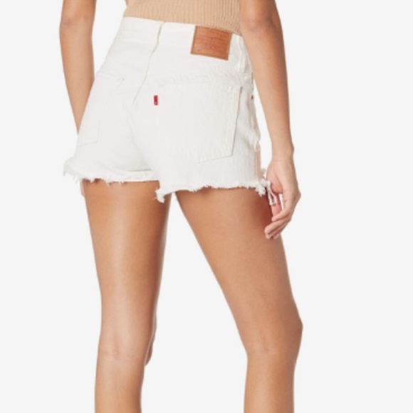 Levi’s High Waist Shorts NWT - Picture 2 of 10